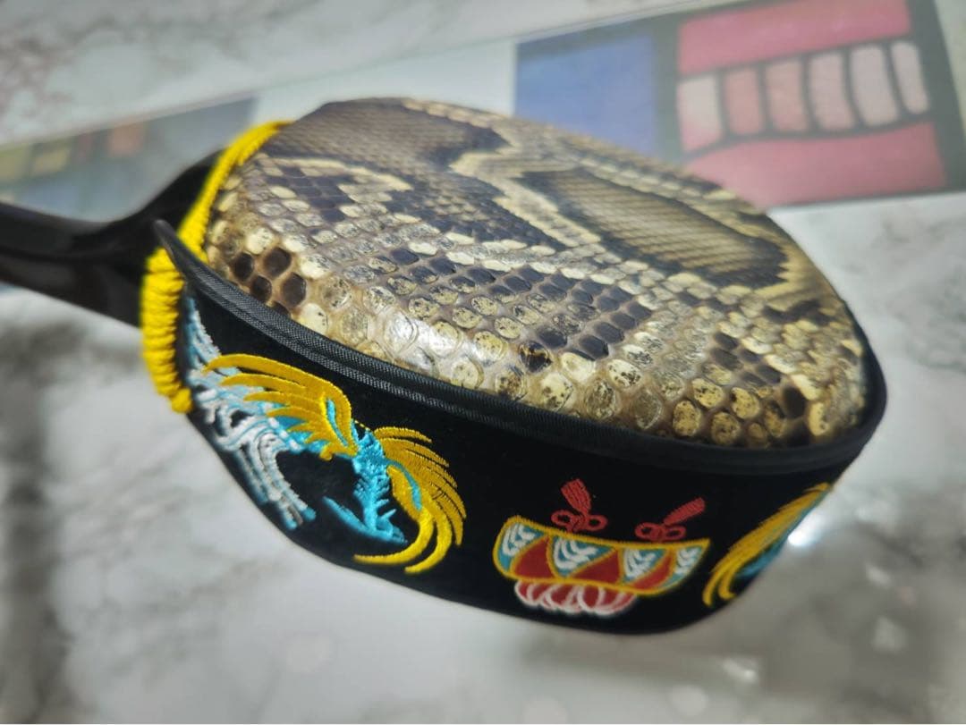 三線　合皮　琉球　沖縄三線　本体のみ