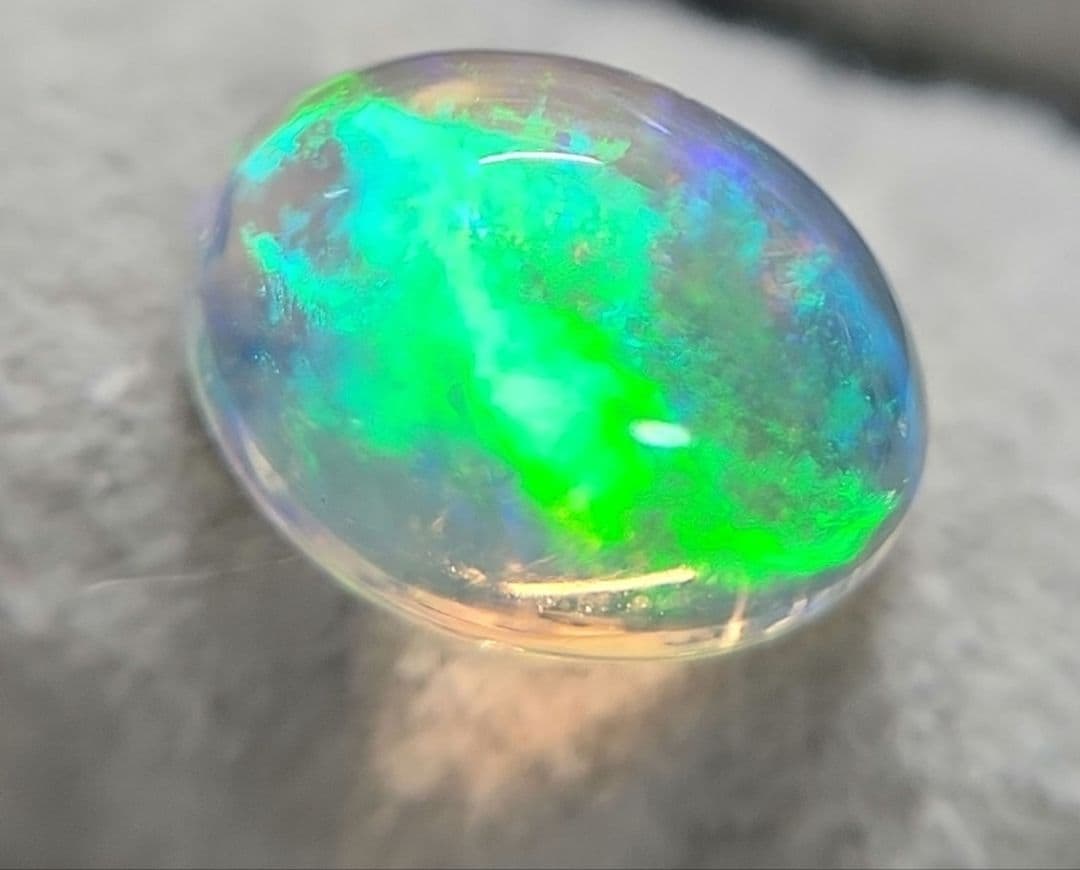 高品質！天然ファイアーオパール 1.628ct