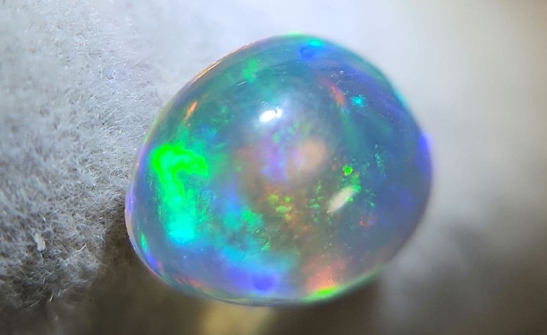 高品質！天然ファイアーオパール 1.628ct