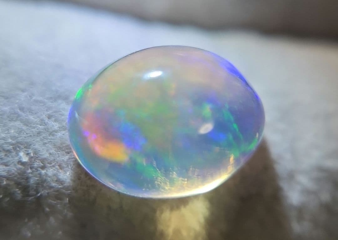 高品質！天然ファイアーオパール 1.628ct