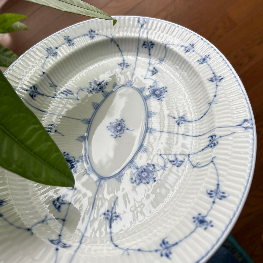 ロイヤルコペンハーゲンブルーフルーテッド•プレイン•オーバルディッシュ•プレート