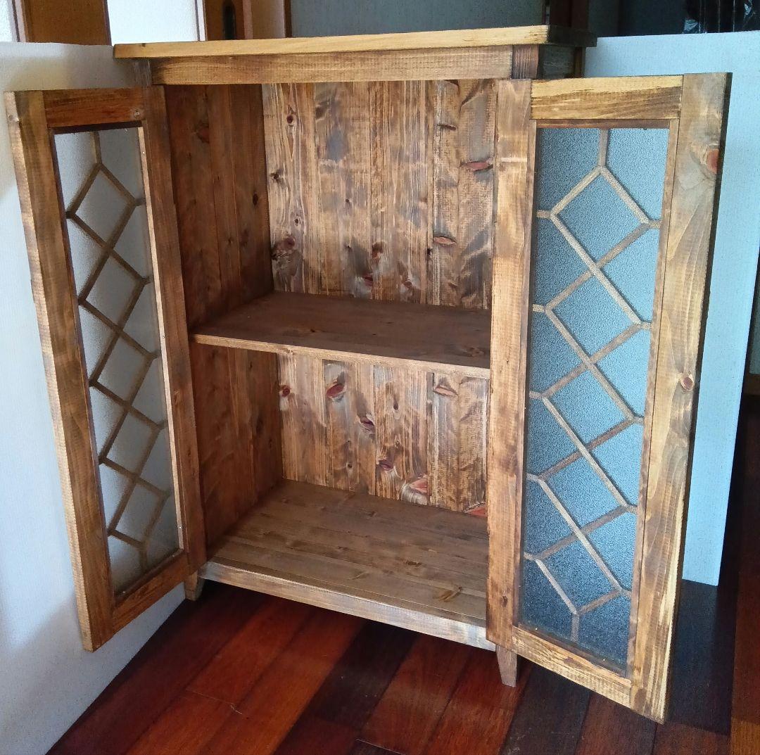 安価版＊レトロ風キャビネット（両開き）