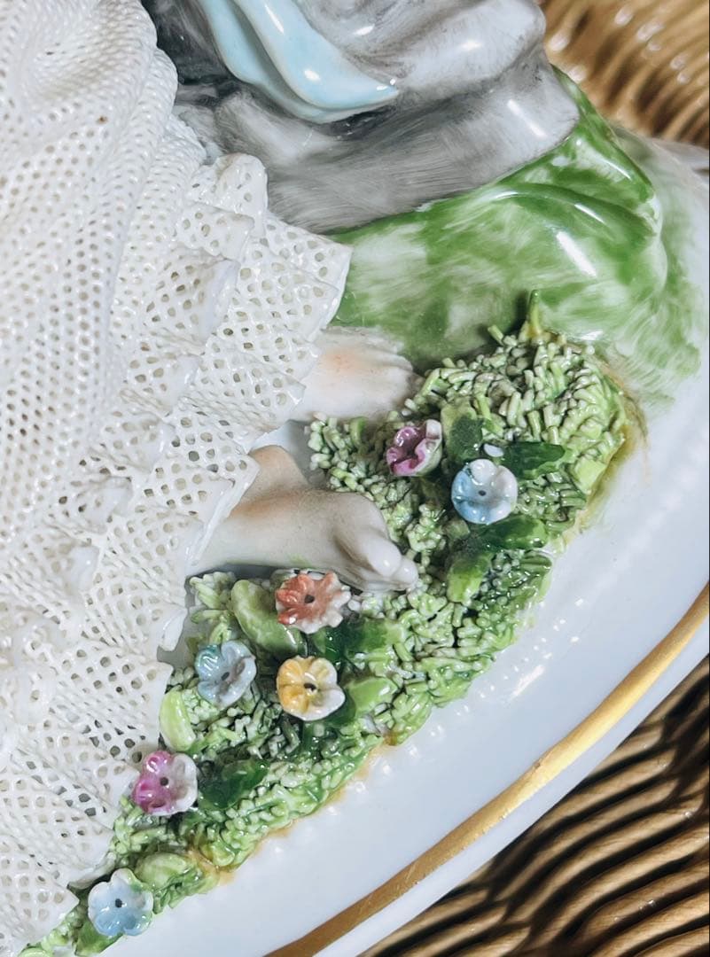 UNTER WEISS BACH 陶器　ドレスデンレース人形　西洋陶器　置物