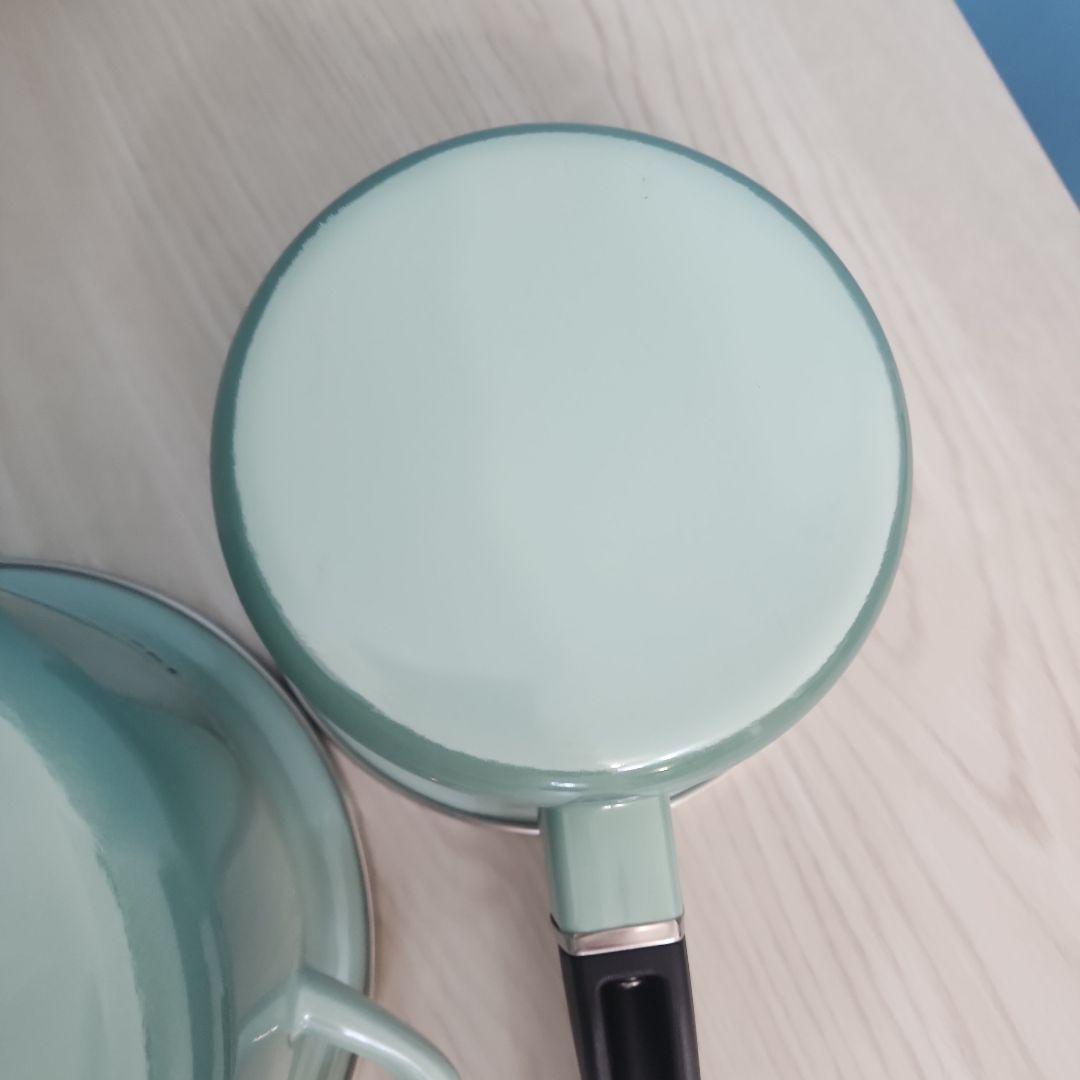 【送料還元最終値下げ】LE CREUSET ホーロー鍋 2点セット