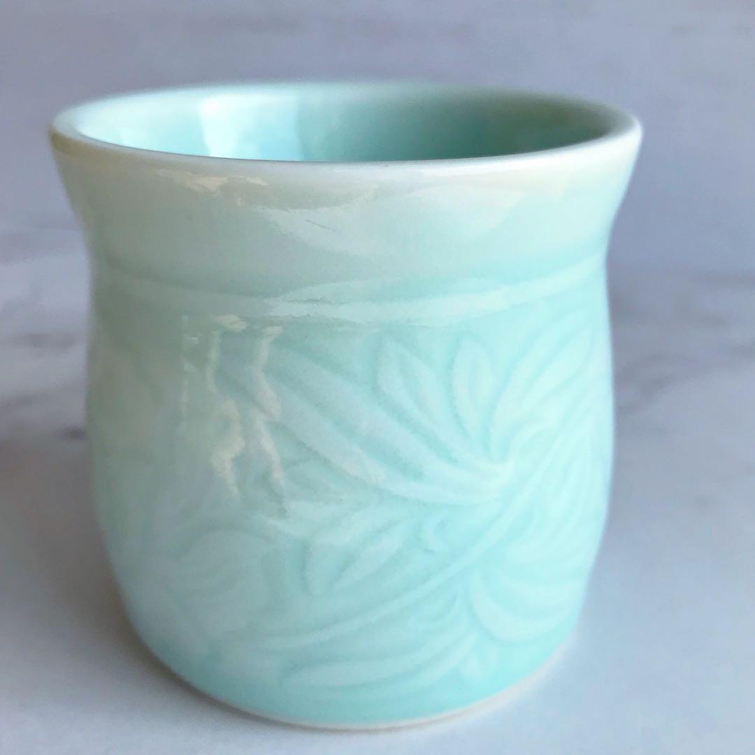 凌山窯　松尾重利さん作　青磁の蓋置き