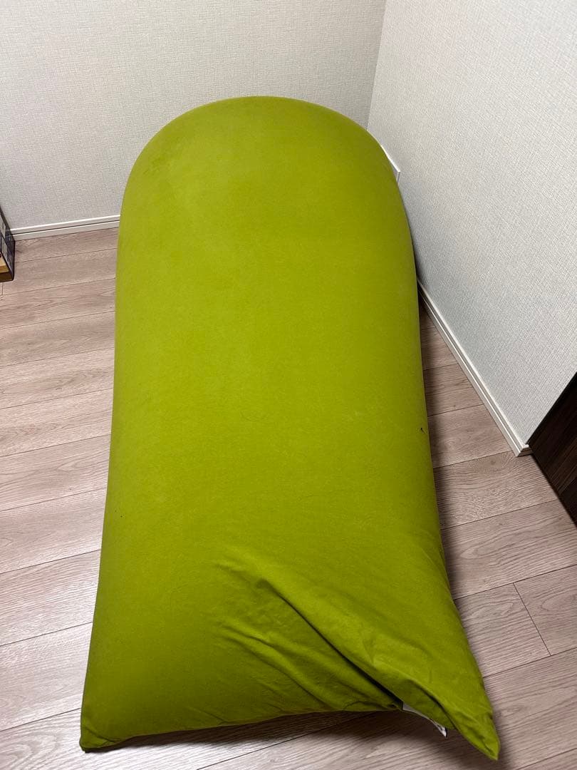 たたた〜様【送料込！】Yogibo Max ライムグリーン