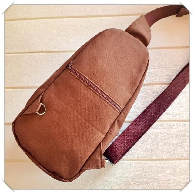 ウィリアム・モリス「ピンパーネル」のボディバッグ