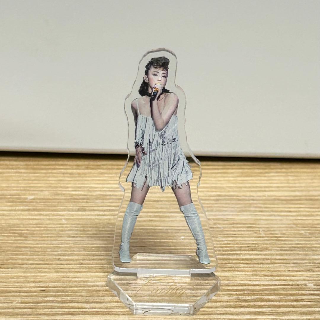 安室奈美恵 アクリルスタンド 3体セット - メルカリ