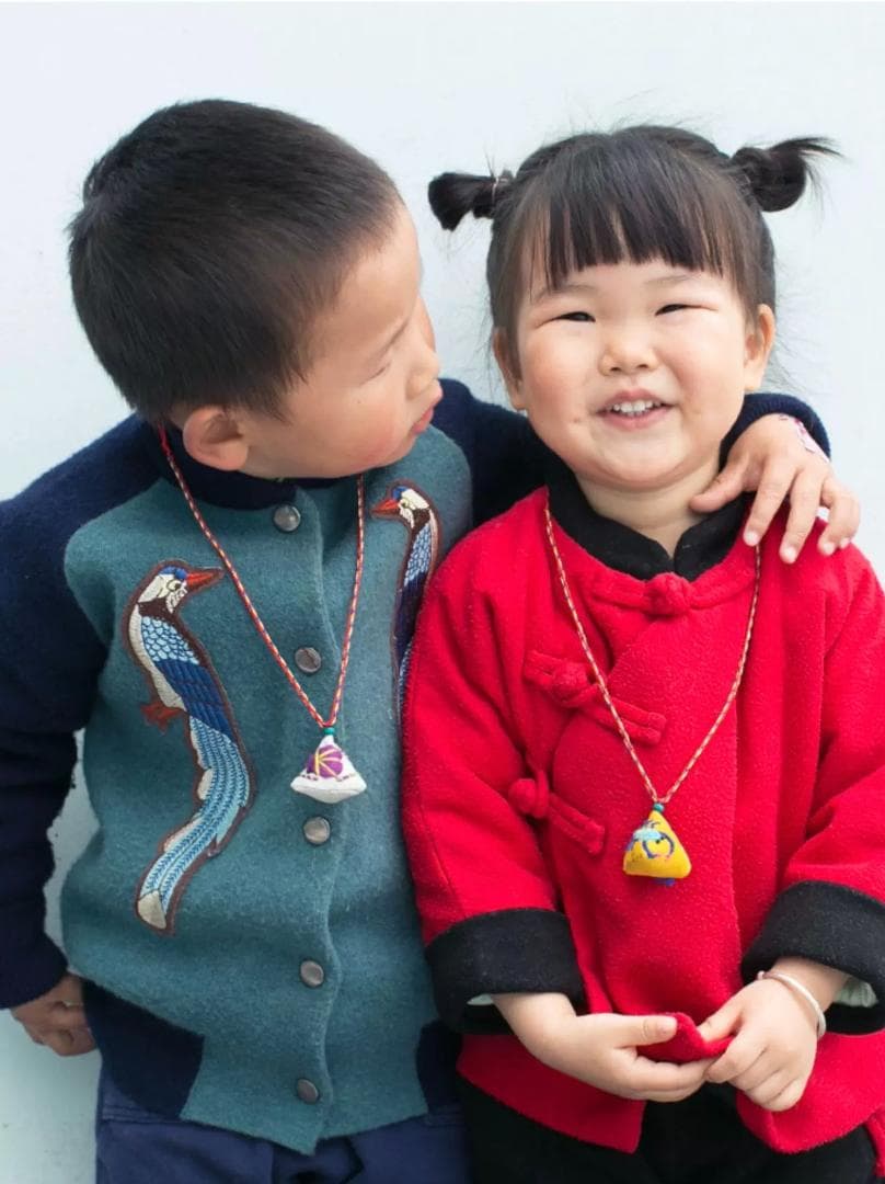 匂い袋 刺繍 手作り平和のお守り 虫除 よもぎ 素敵な 小香包 5個セット