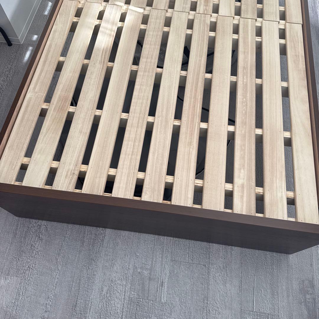 カリモクスタンダードモダン セミダブルベッドフレーム NW11M6MK-E