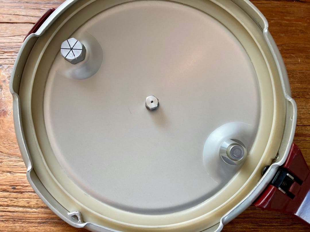 【未使用品】理研 圧力鍋 片手鍋 こなべちゃん RM1 3.0L