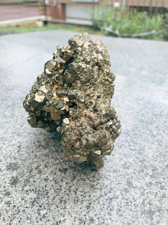 ⭐︎黄鉄鉱 パイライト クラスター ⭐︎原石 ⭐︎天然石置物 ⭐︎パワーストーン