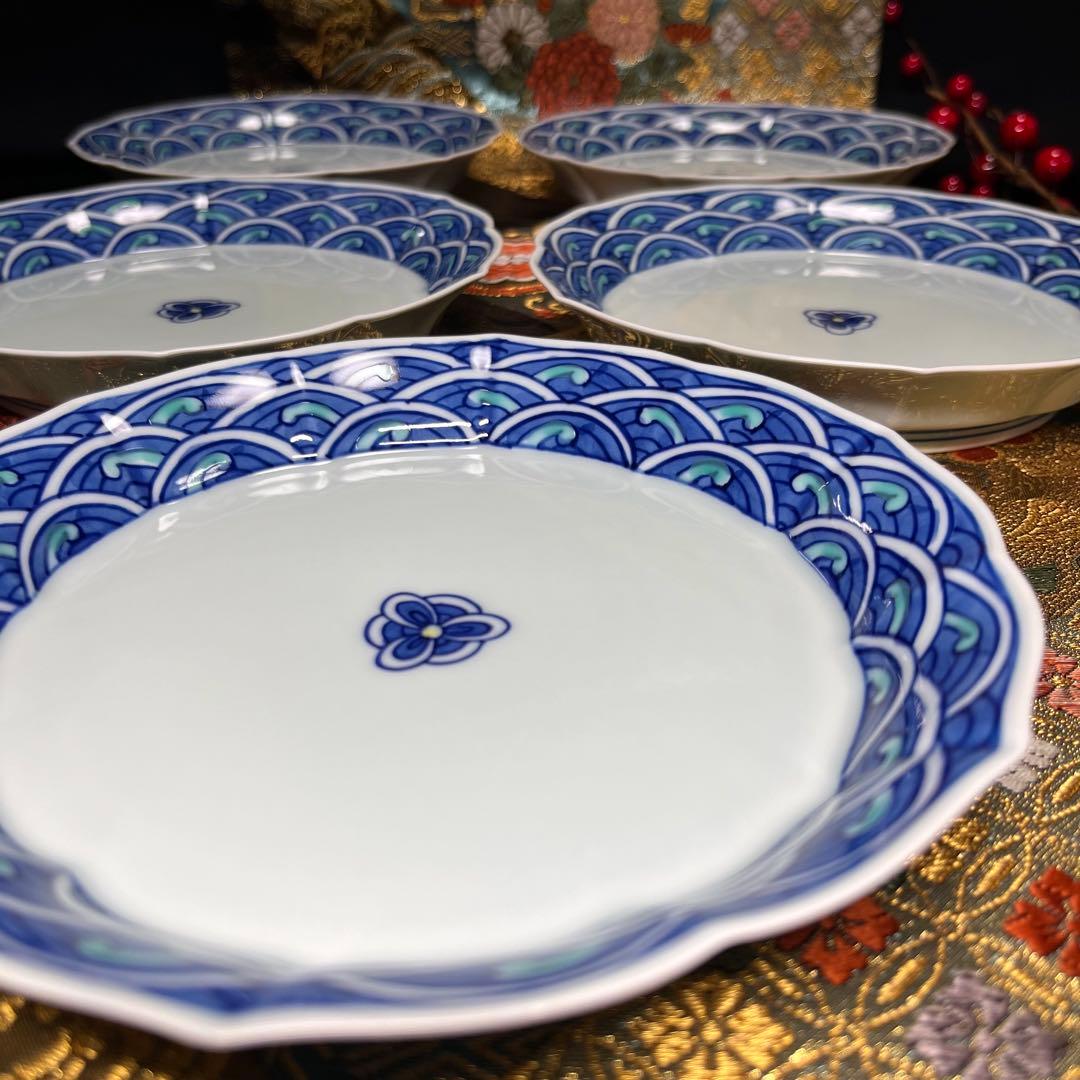 【新春の設えにも】 華山窯 華山萬右衛門 色絵染付 青海波 銘々皿 総手描き