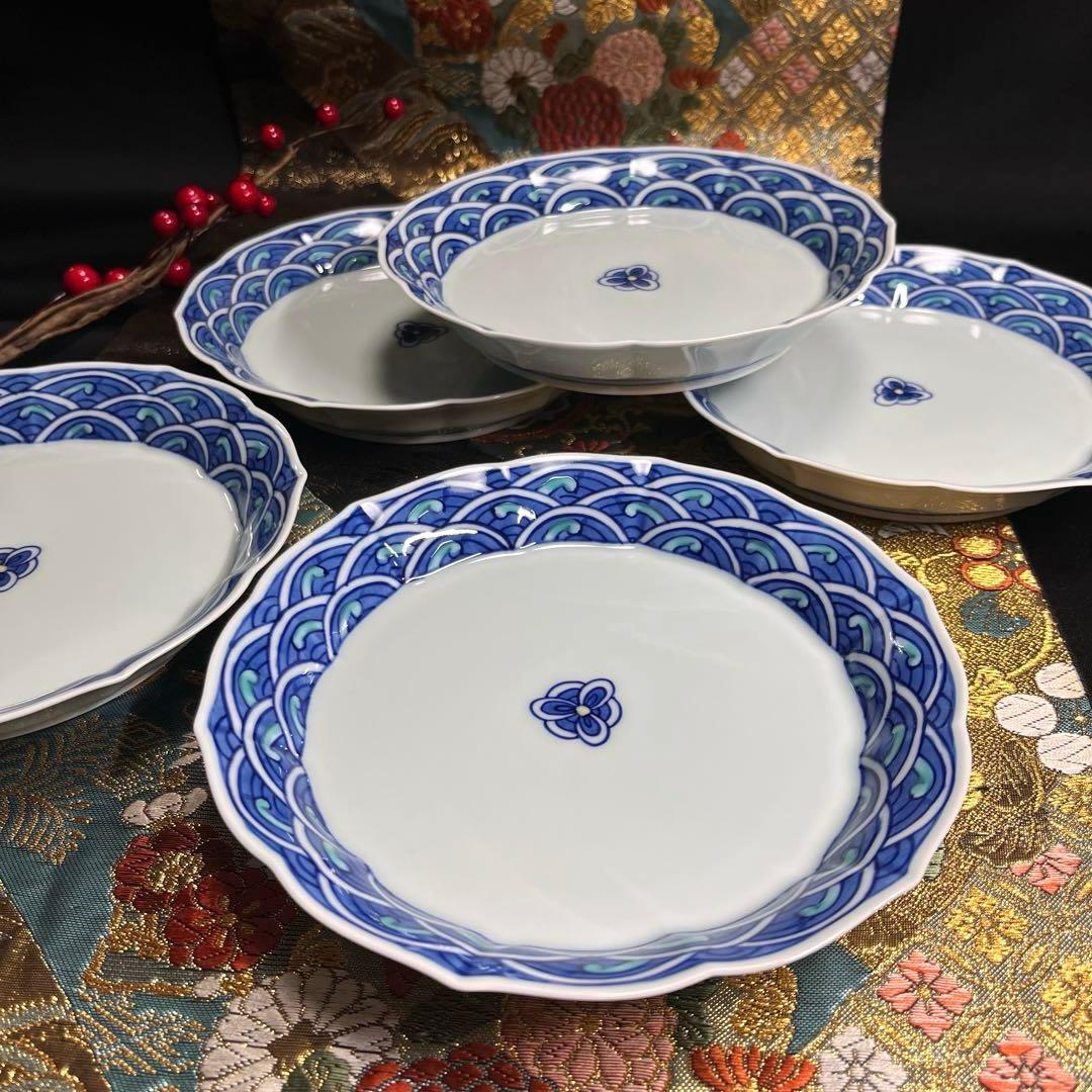 【新春の設えにも】 華山窯 華山萬右衛門 色絵染付 青海波 銘々皿 総手描き