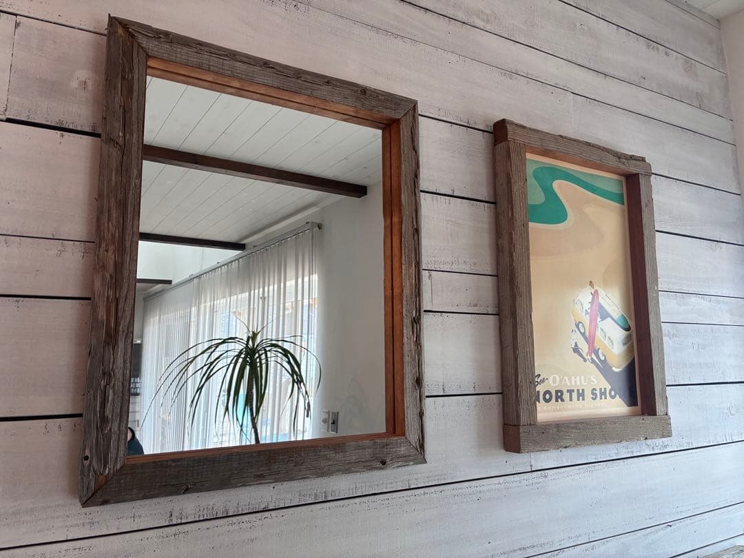 【大】海辺の塩風と太陽で天然エイジングされた無垢古木を使った壁掛けミラーNO.1