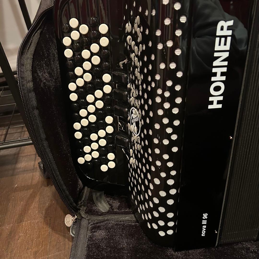 超メルカリ市特価】Hohner nova III 96 ボタン アコーディオン