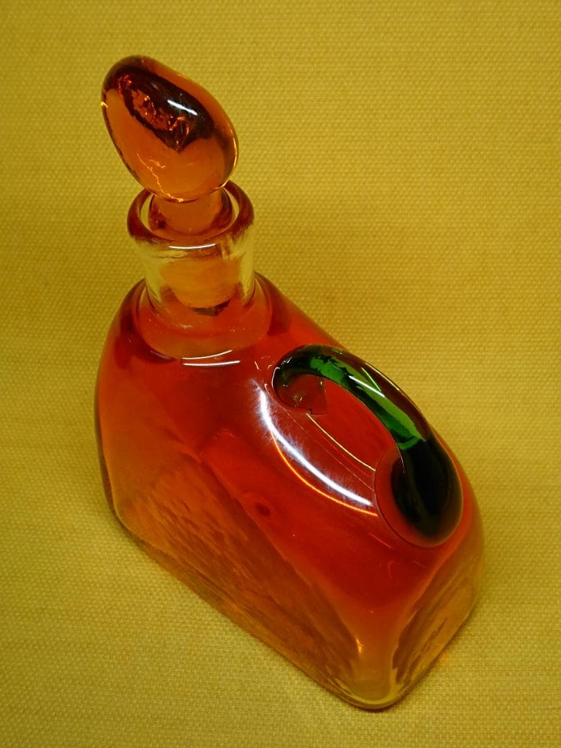 【美品】ガラス　オブジェ　置物　インテリア　工芸品　美術品　A3319