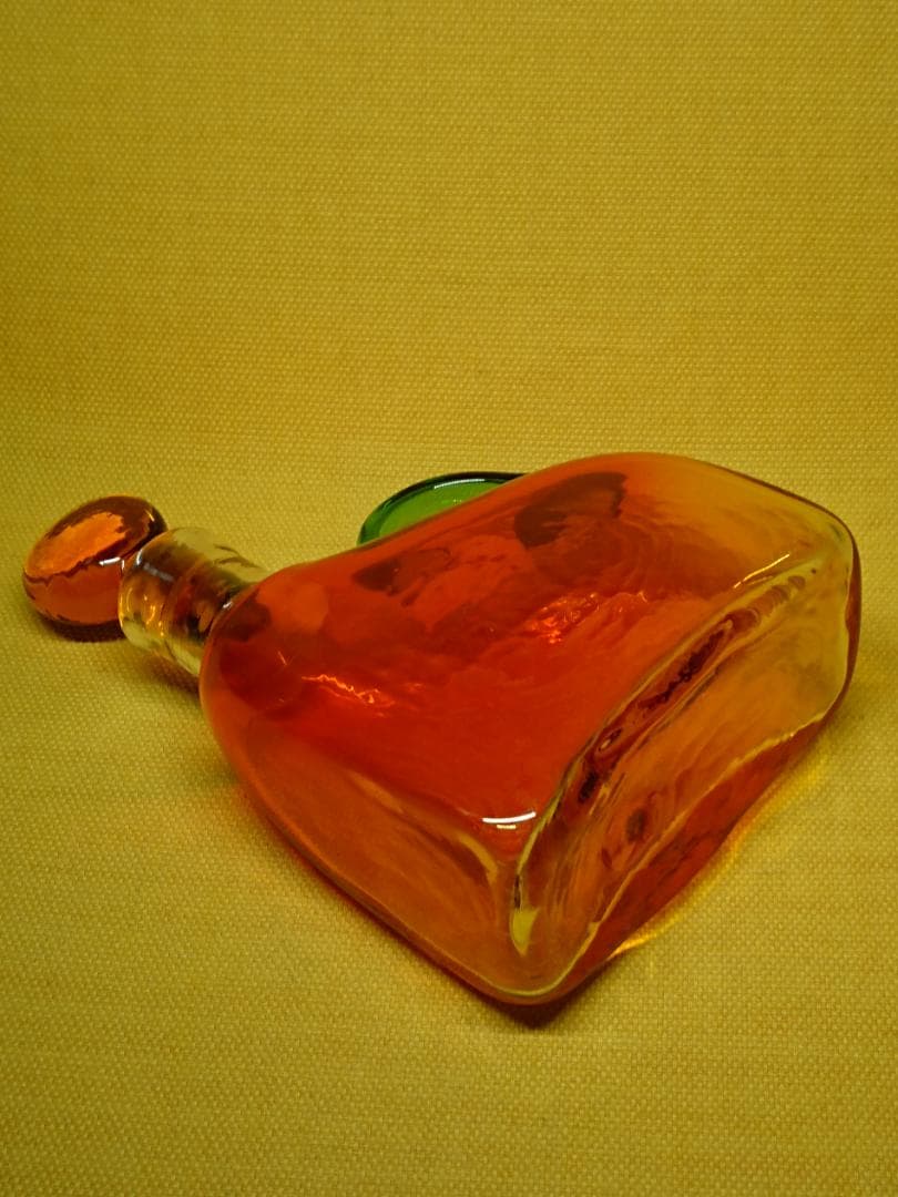 【美品】ガラス　オブジェ　置物　インテリア　工芸品　美術品　A3319