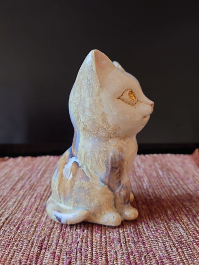 自由な招き猫　井桁裕子　結晶釉　陶製　作家一点もの　2022年作　猫　約10cm