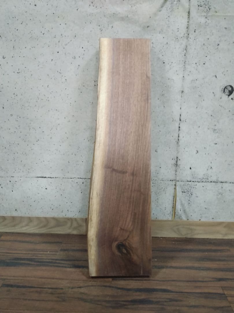 ウォールナット無垢一枚板　フローティングボード