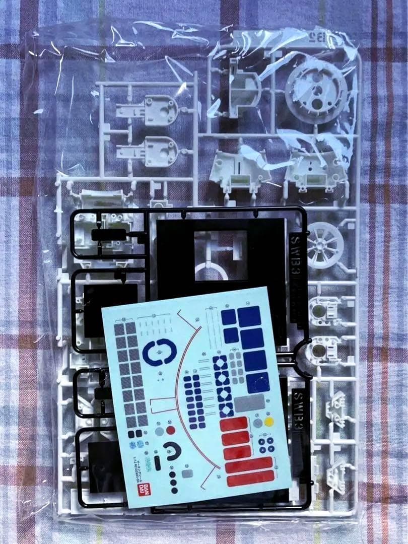 初版品 赤バンダイ スターウォーズ シリーズ 1/12 R2D2 & R5D4 - メルカリ