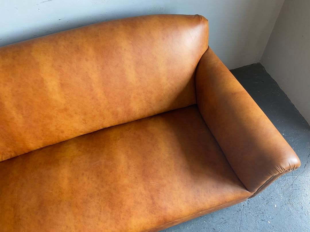 【展示品セール】アンティークソファ本革鋲ヴィンテージレザー張インダストリアル