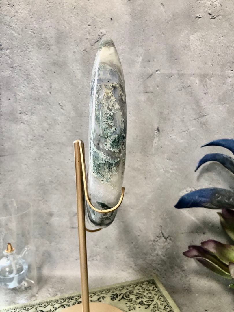 超ビッグ　モスアゲート　ビッグ　ムーン　月　スタンド付き　ジオードあり