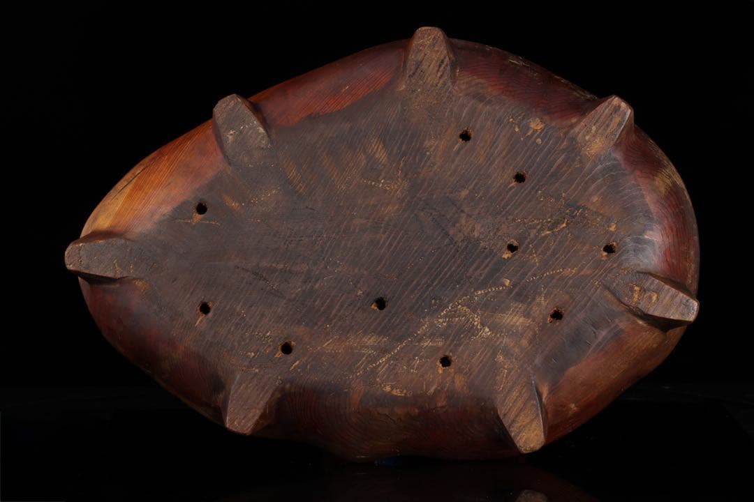 越*ニ様 【希少・美石】佐渡 五色石 水石 原石 鑑賞石 台座付 44.6kg