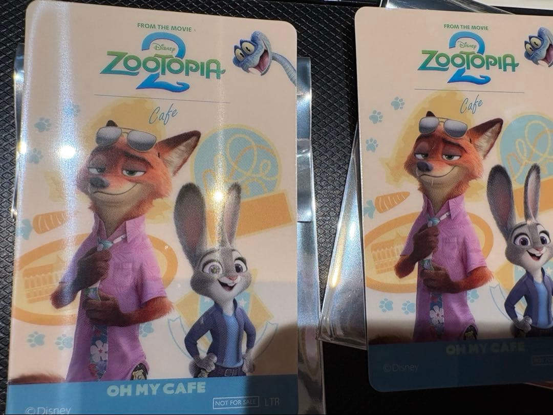 ズートピア2 オーマイカフェ 予約 特典カード ニック ジュディ 2枚