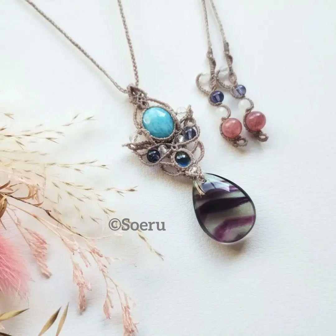 ファントムフローライト＆ラリマーのマクラメ編みネックレス　ペンダント　天然石