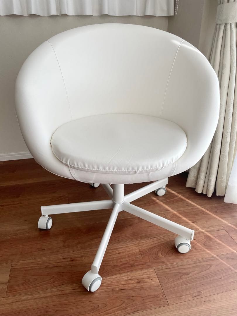 IKEA】送料8600円込：SKRUVSTAスクルーヴスタ 回転チェア 白 - メルカリ