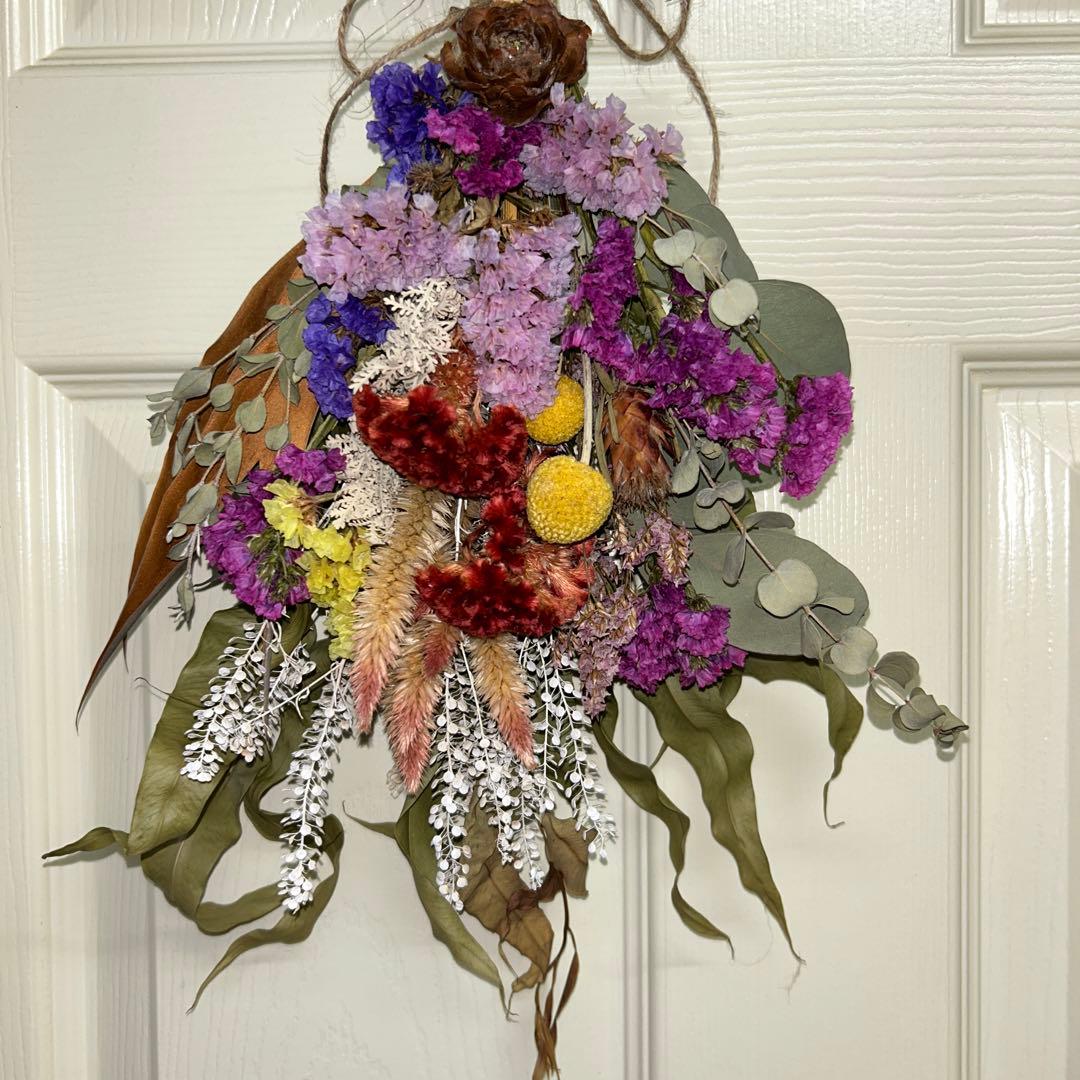 レモンユーカリ香るケイトウやスターチスのスワッグ　①