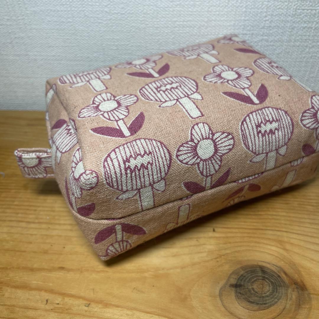 化粧ポーチ】スクエアポーチ ボックスポーチ サニタリー 北欧 花柄