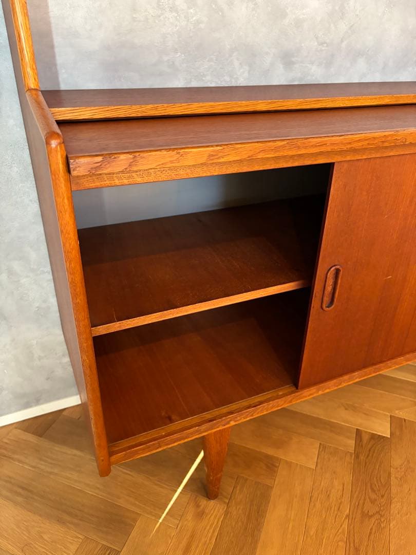 北欧アンティーク家具　オープンシェルフ