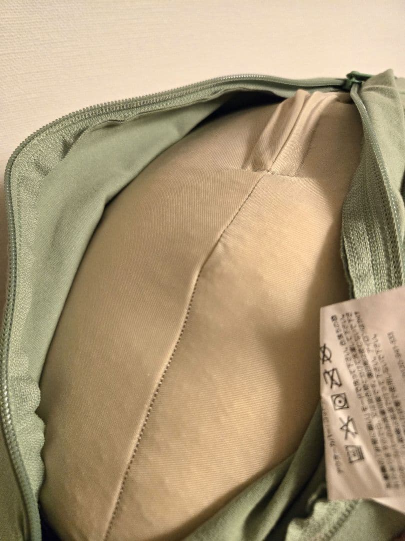 正規品 極美品 yogibo ヨギボーサポート 人気色ピスタチオヨギボー