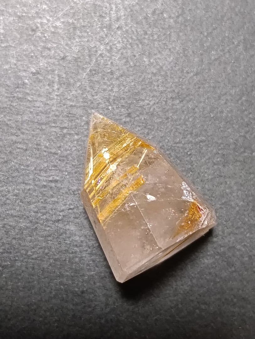 タイチンルチルクォーツポイント