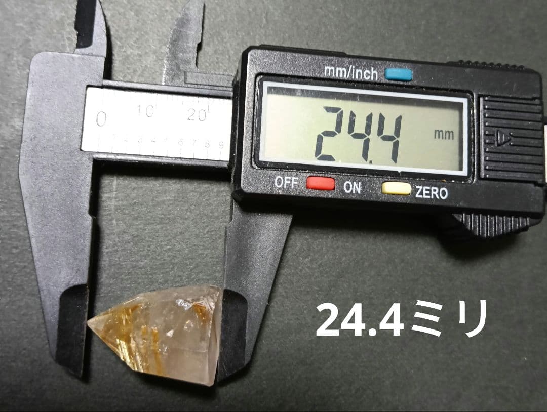 タイチンルチルクォーツポイント