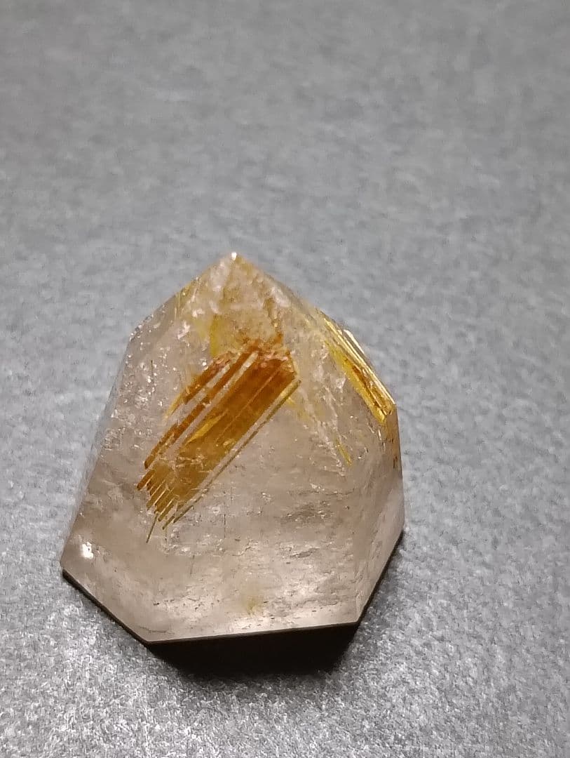 タイチンルチルクォーツポイント