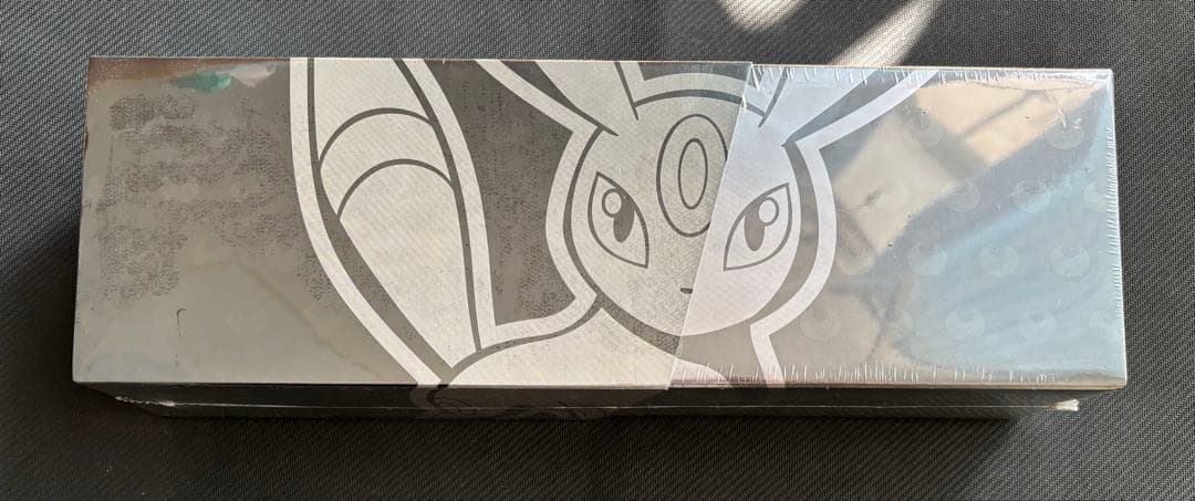 ポケモンカード セレブレーション ボックス 25th ブラッキー☆ 中国語