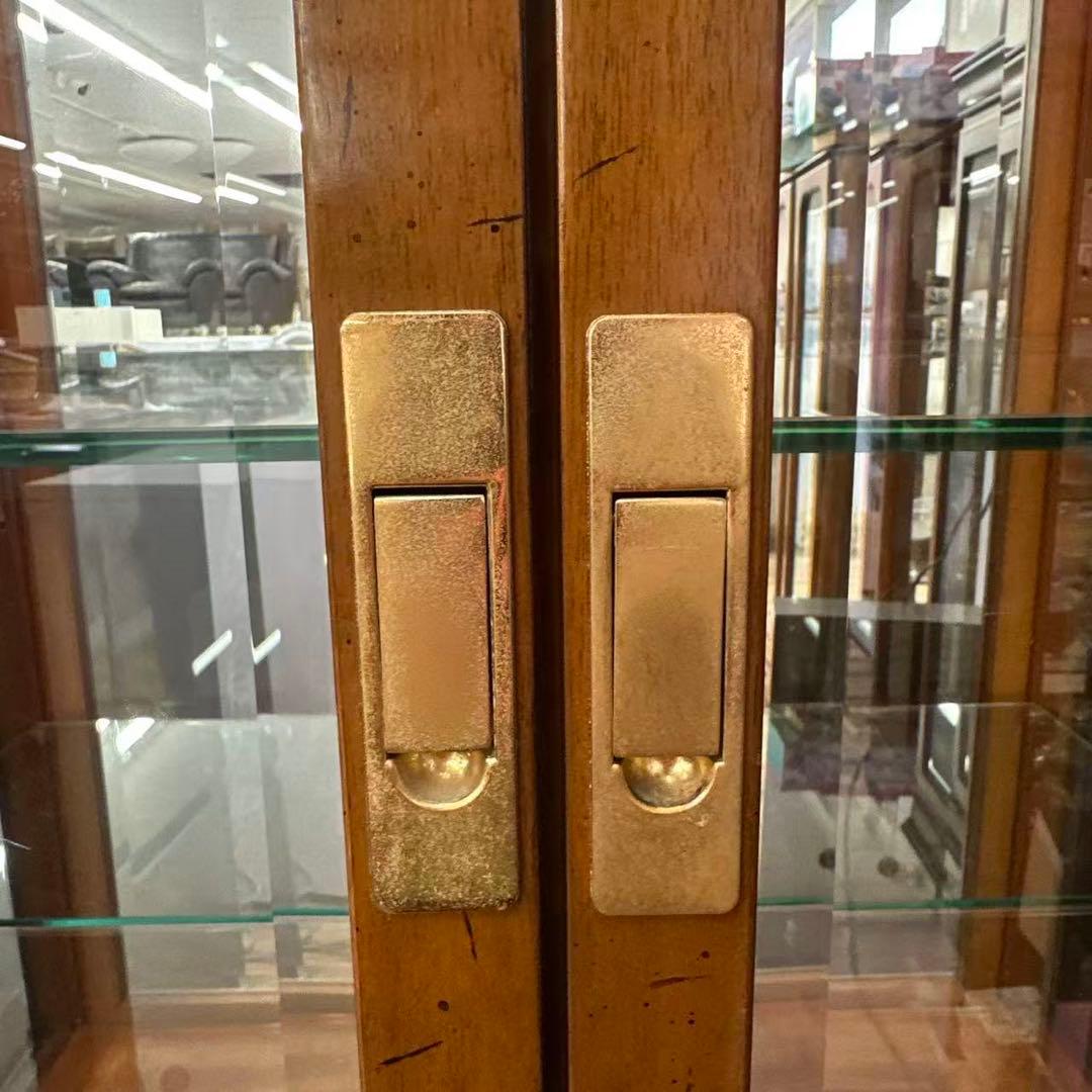 domani（ドマーニ）カリモク 最高級シリーズモーガントンキャビネット照明付き