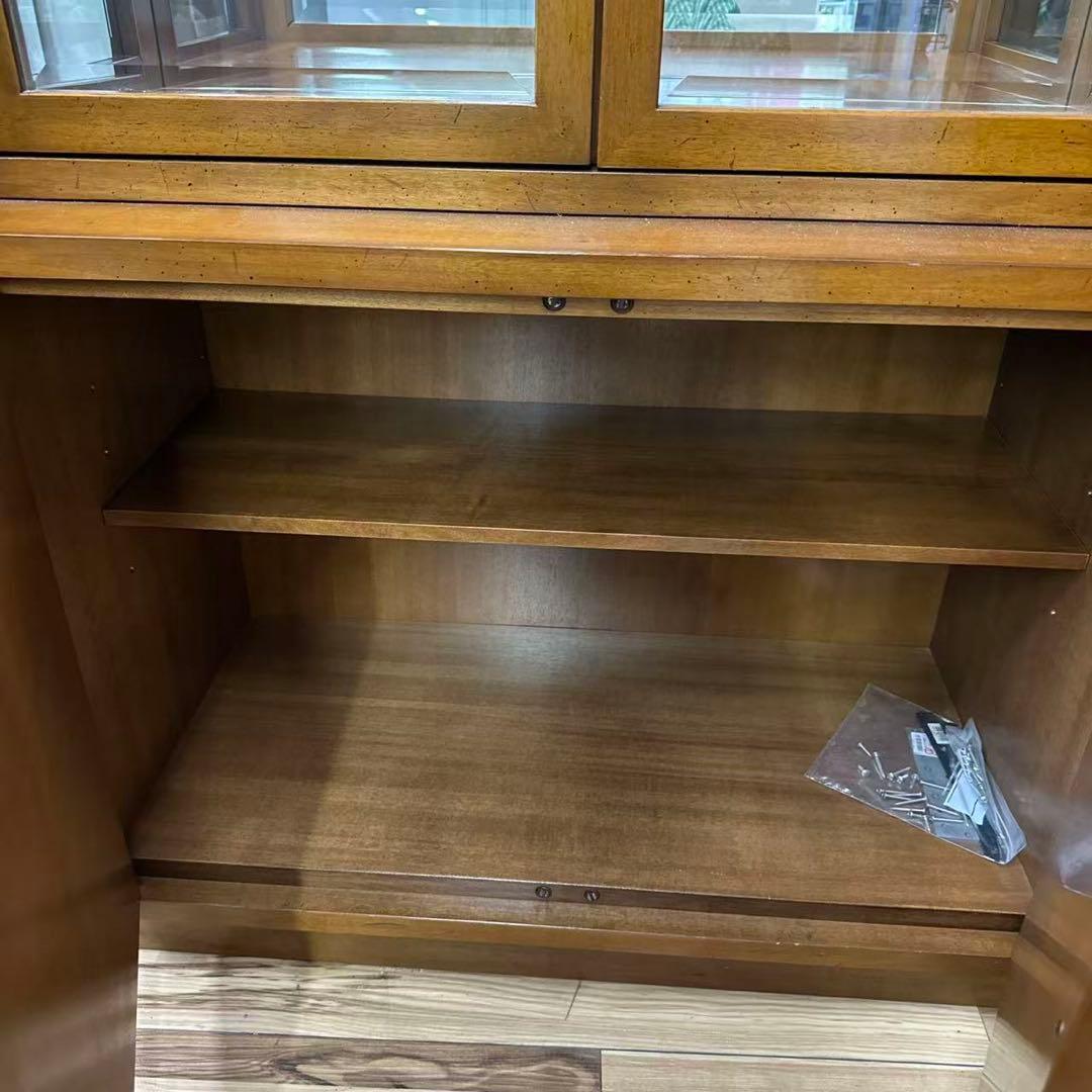 domani（ドマーニ）カリモク 最高級シリーズモーガントンキャビネット照明付き