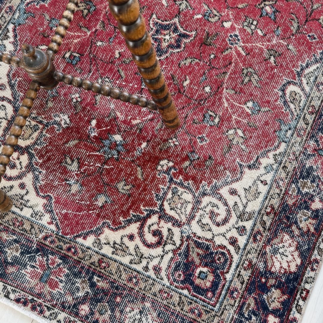 トルコ ヴィンテージラグ A126 ダークレッド ネイビー ターコイズ