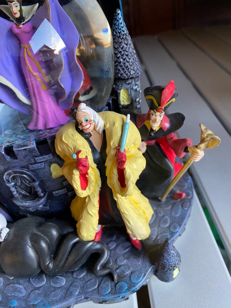 ディズニー　ヴィランズ　スノーグローブ　スノードーム　オルゴール付　レア