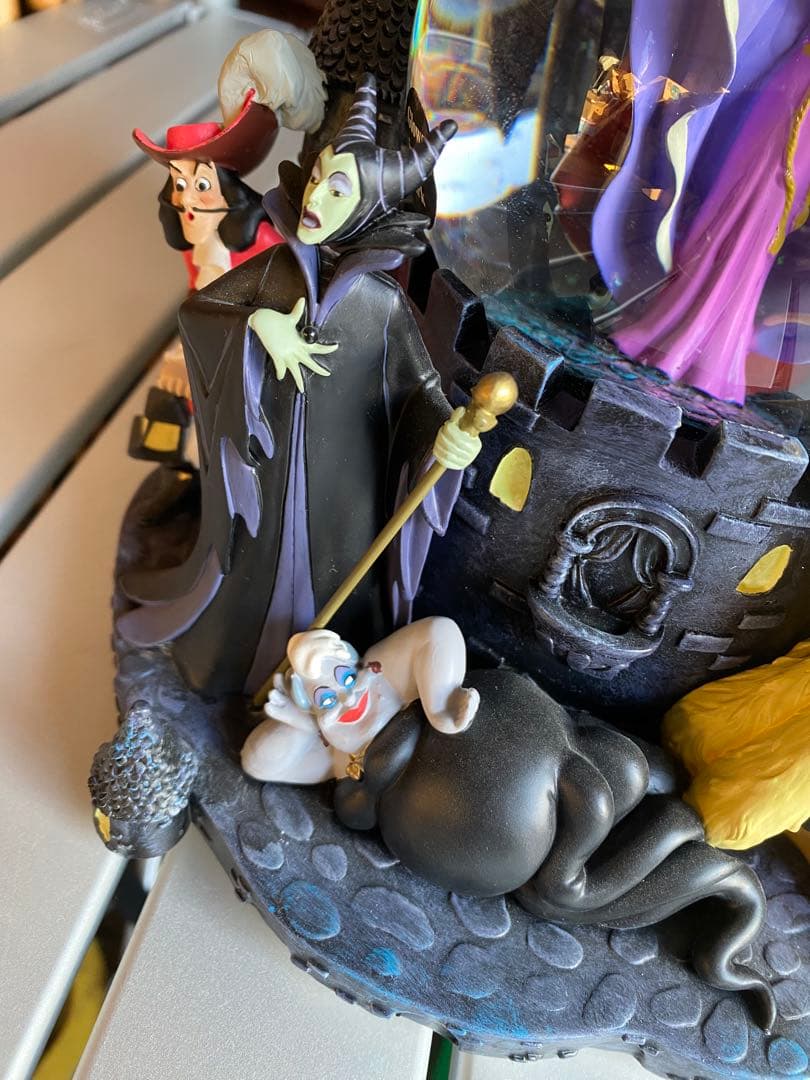 ディズニー　ヴィランズ　スノーグローブ　スノードーム　オルゴール付　レア