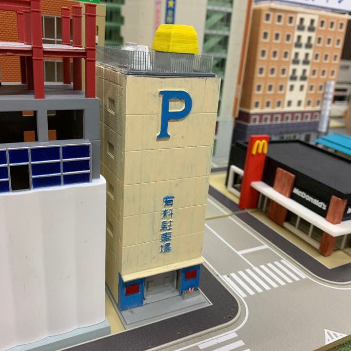Nゲージ☆鉄道模型☆ジオコレに☆タワー駐車場☆立体駐車場