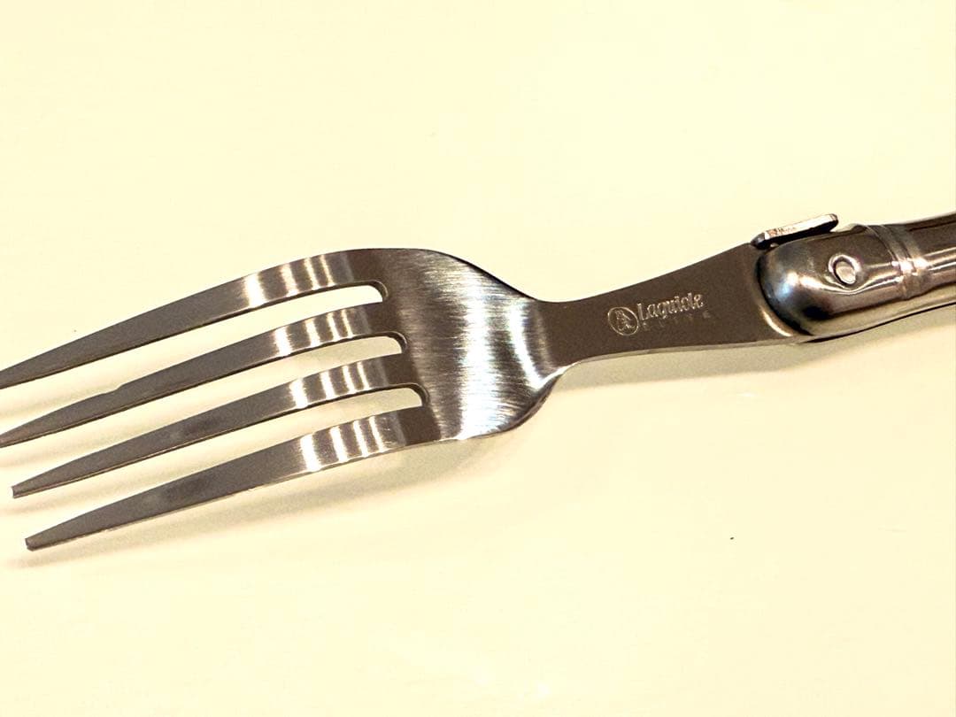 Laguiole elite カトラリーセット　24本入り　シルバー　刻印入り