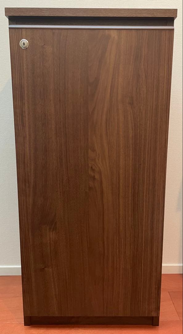 ベルメゾン　ダークブラウン　鍵付き本棚 3段　同人誌