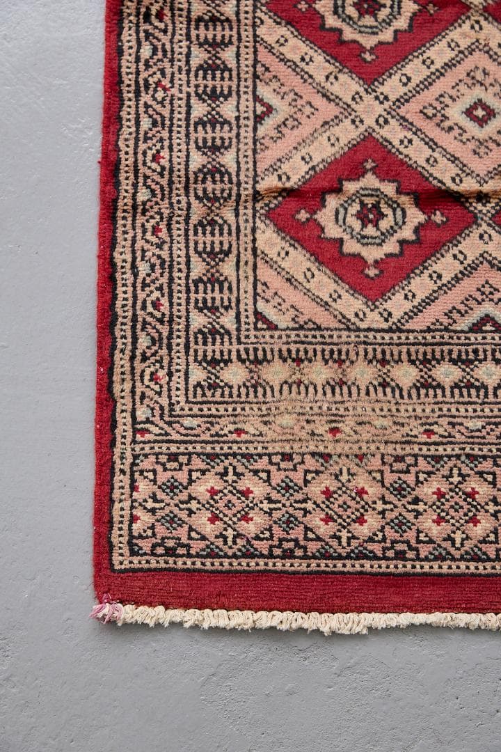 ヴィンテージラグ トライバルラグ パキスタン産（100×59cm）ベージュ