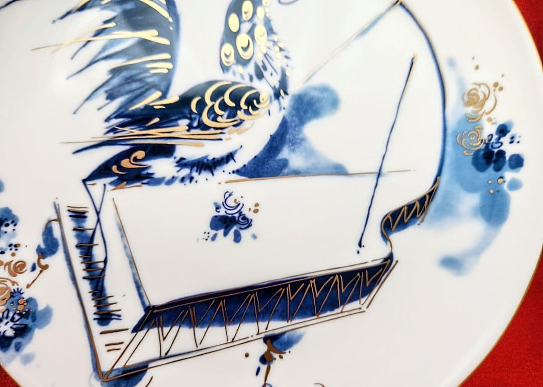 Meissen【美品箱栞付】2005年イヤープレート陽気なピアノ鶏　飾り皿　干支