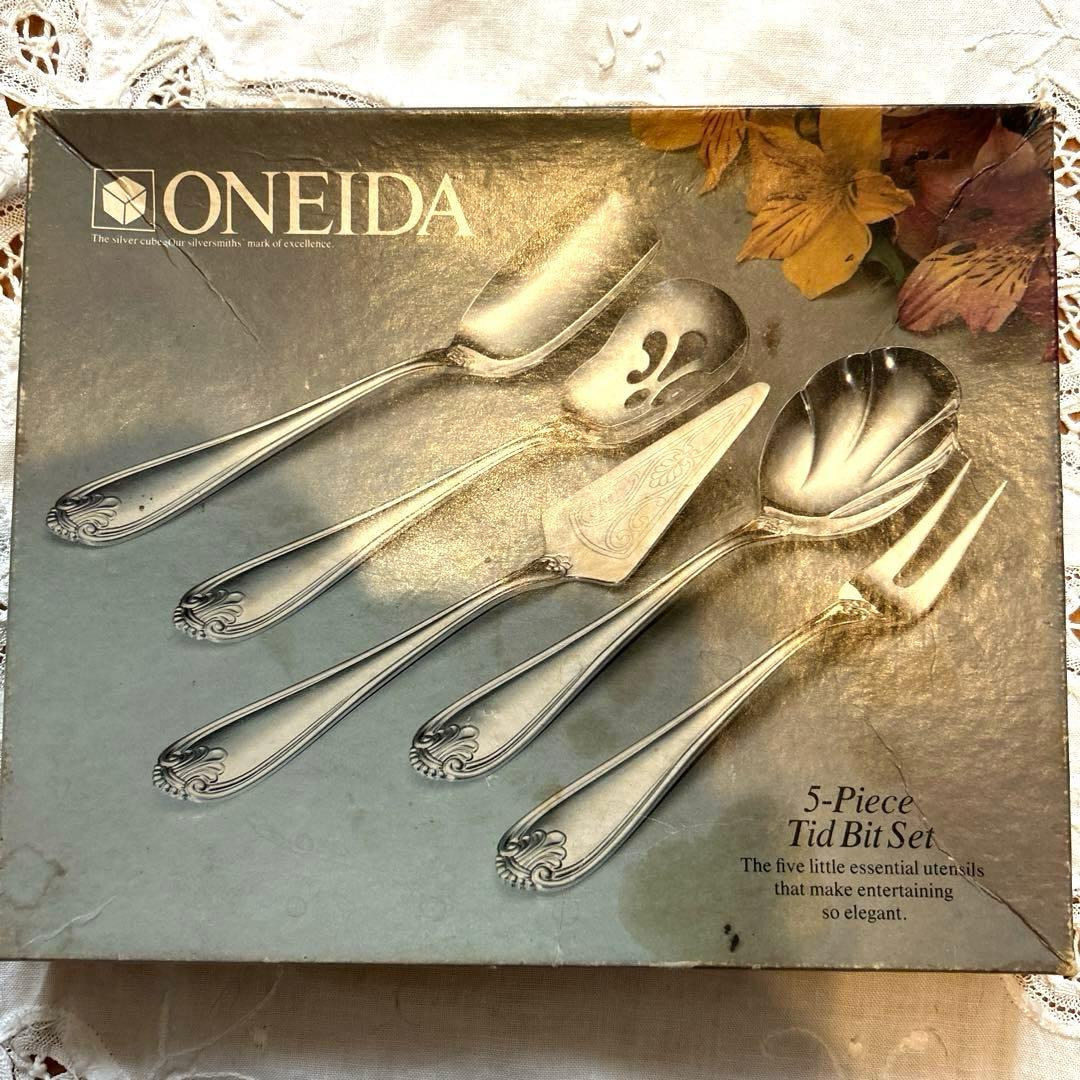 ⭐️新品未使用⭐️ ONEIDA社のシルバーサービングカトラリー5本セット